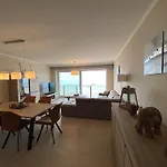 In By Sandy Beaches Апартаменты *