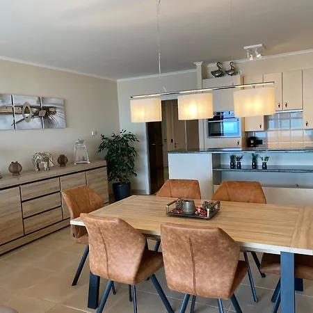 Apartment In By Sandy Beaches *