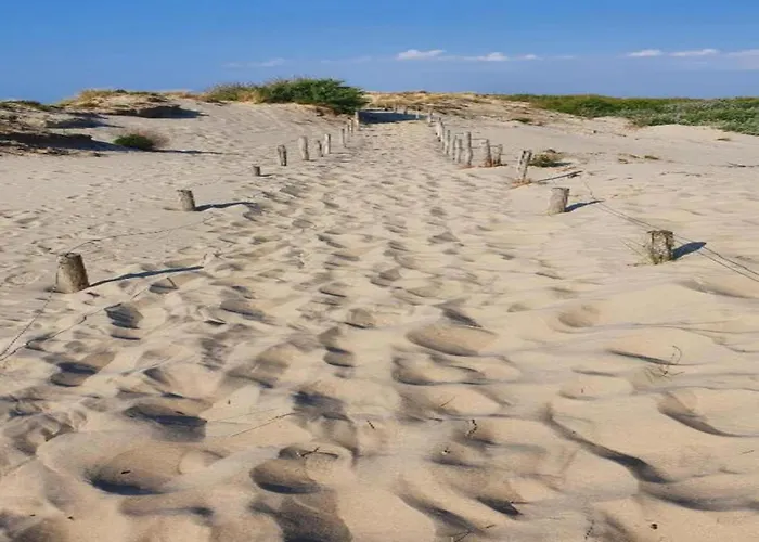 Apartment In By Sandy Beaches